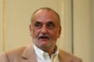 Patriciu: Din aprilie, metrul patrat va fi egal cu doua salarii medii lunare