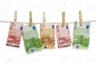Agenții imobiliari, folosiți de Parlamentul European pentru a opri spălarea de bani