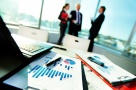 Tranzacții, în domeniul serviciilor financiare – anul 2015, marcat de fuziuni și achiziții