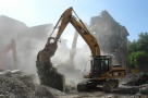 Construcțiile demolabile, cumpărate pentru teren: profitabile sau păguboase?