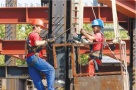Restantele statului imping constructorii catre credite