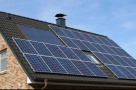 Statul plătește 25.000 de lei/gospodărie pentru instalarea panourilor fotovoltaice