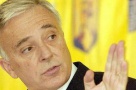 Isărescu: creditarea se va relua mai devreme pentru companii