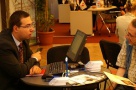 Se ieftineşte vizibil creditul de casă în lei