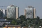 Hotelurile de la mare, deschise cu de-a sila
