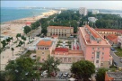 Un antreprenor de 32 de ani face un hotel de 15 mil. euro, gard in gard cu complexul lui Hagi de la Mamaia