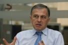 Bancile profita mai mult decat firmele de cadoul lui Geoana
