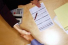 Cum isi trateaza bancile clientii: Nu ne intereseaza ca luati fonduri europene, ce garantii aveti?