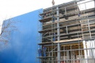 Centrele comerciale lăsate pe tuşă