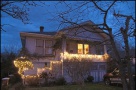 Circa o treime dintre ghirlandele luminoase de Crăciun prezintă risc mare de siguranţă în locuinţe