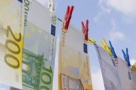 Colliers renunta la taxarea clientilor prin comisioane duble