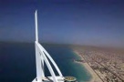 Autoritatile din Dubai primesc 10 miliarde de dolari pentru a plati datoria gigantului imobiliar Nakheel. Bursa urca spectaculos