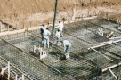 Statul ar putea garanta creditele pentru constructorii de case