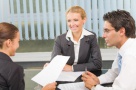 Rate cu 23% mai mici decât acum doi ani la o locuinţă cu două camere